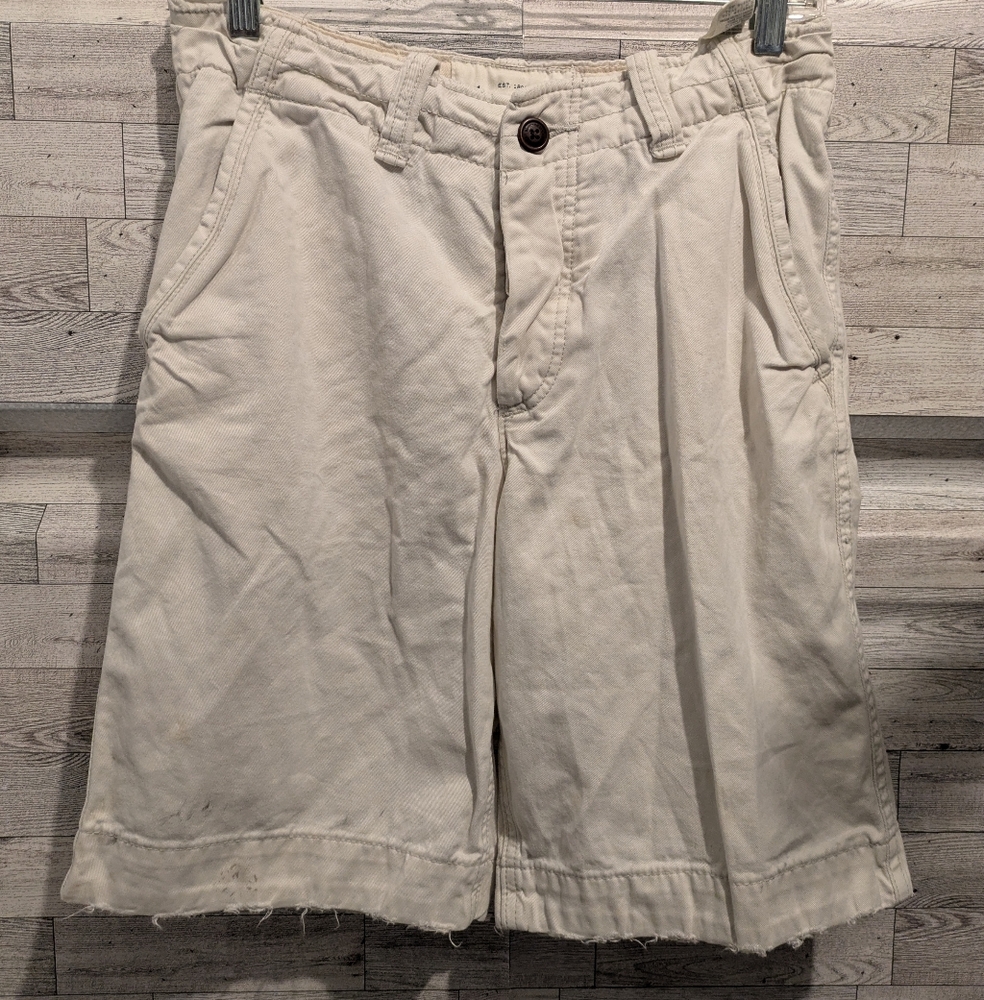 Abercrombie & Fitch Women's Cream Cargo Shorts Size 14